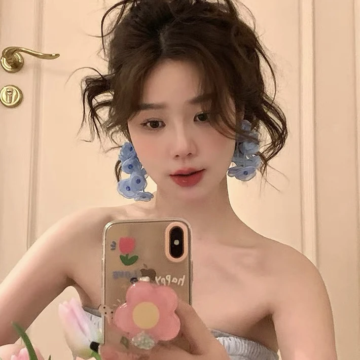 非金属布艺耳饰 出游度假花朵耳环女2024新款爆款高级感小众耳饰