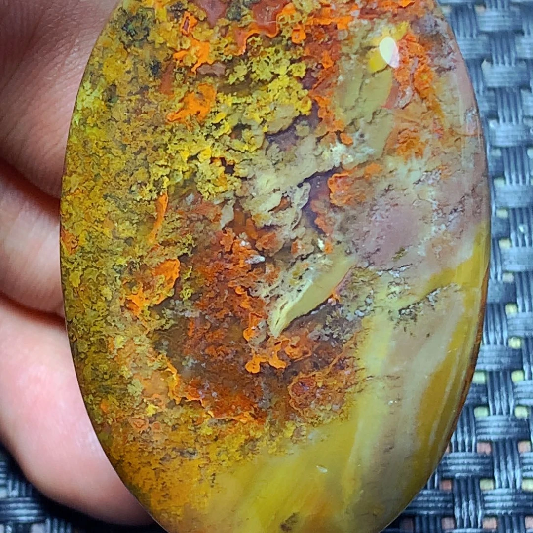 玛瑙/玉髓颈饰未镶嵌狐**哈