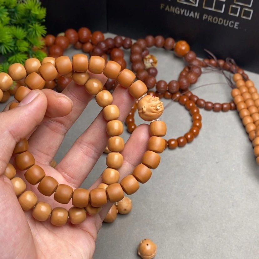 【闪购商品】猴头核桃吊坠烟鬼