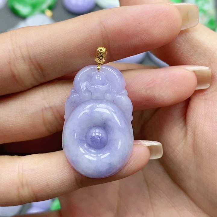 翡翠颈饰未镶嵌吊坠