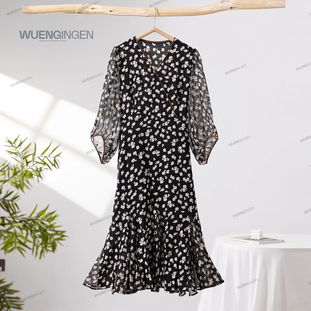 无印心匠碎花+V领 薄款&时尚 显瘦连衣裙 B23250