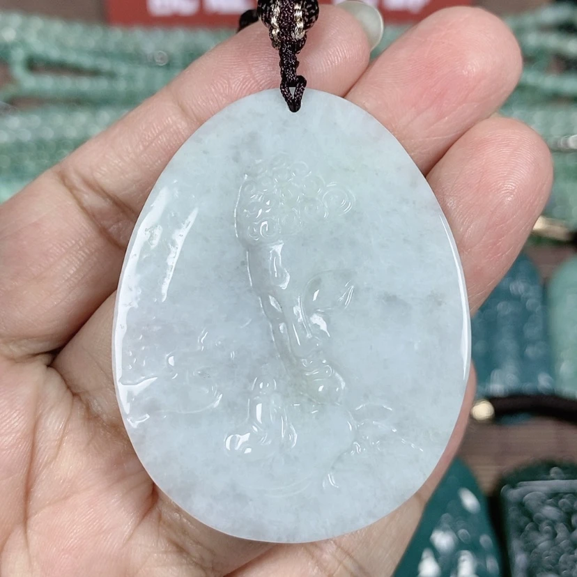【闪购商品】翡翠颈饰未镶嵌玉吊坠佛观天下