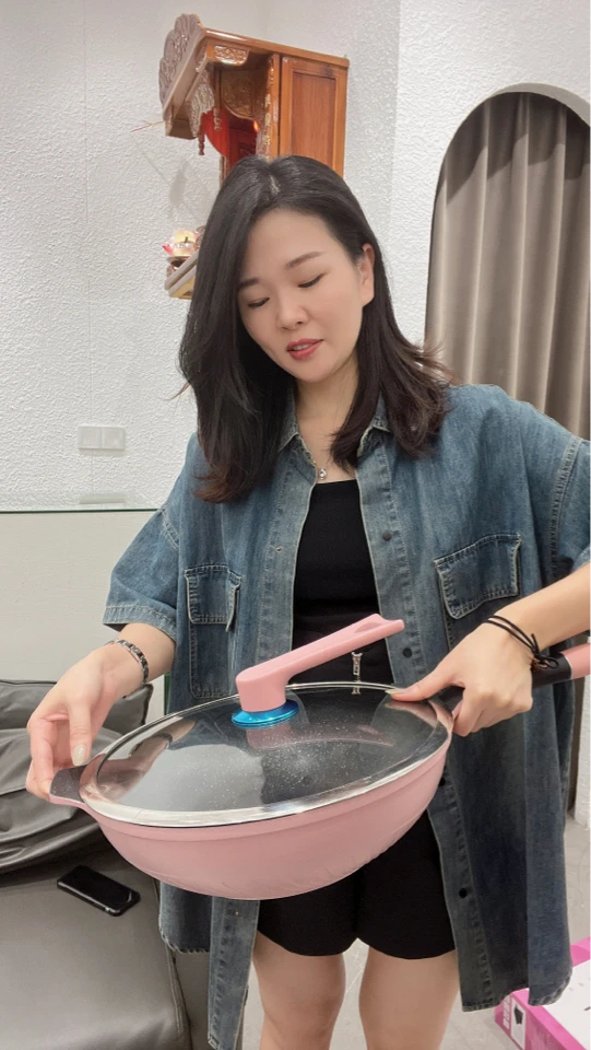 娜娜家时尚牛仔上衣ins粉色平底加盖备注一套