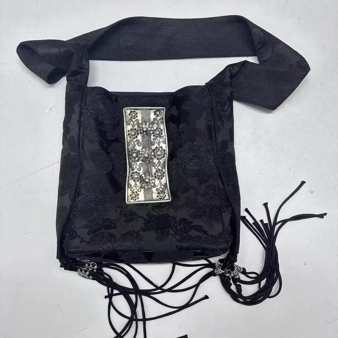 【香云走心】黑银 包包24ZX8180