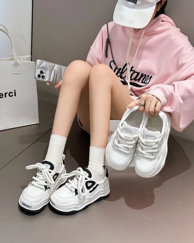 7-9 丑萌厚底面包鞋女可爱真皮大头鞋百搭女鞋新款休闲小白鞋A9