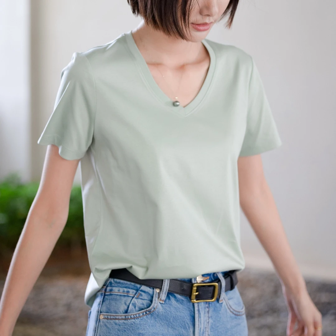 【云小院推荐】2202夏季V领桑蚕丝T恤简约纯色丝光棉短袖打底宽松