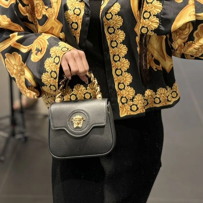Versace/范思哲女士 女王包 底长16*12*6cm