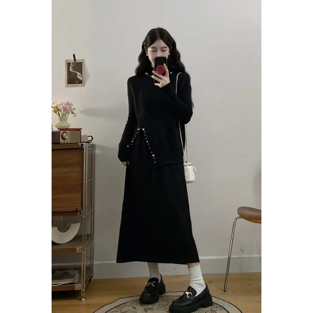 气质钉珠两件套毛衣裙女秋冬2024新款长袖针织衫背心连衣裙套装