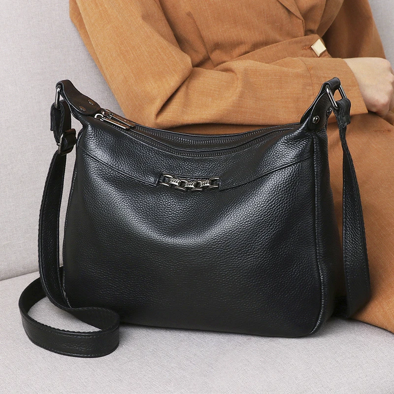 真皮斜挎包包女2025新款时尚百搭多层单肩包女头层牛皮斜挎新月包