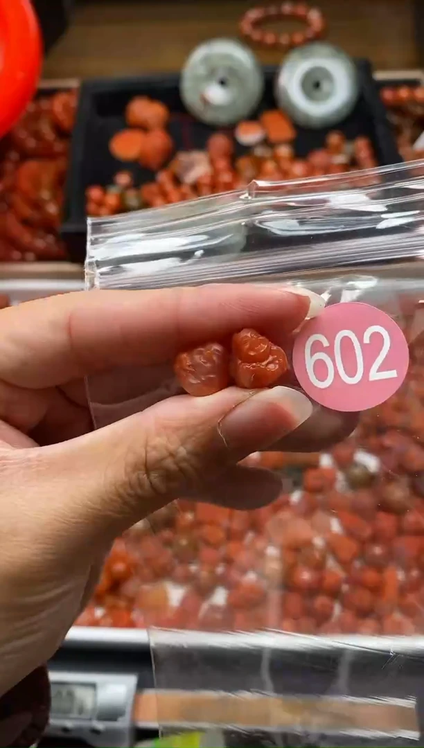 【闪购商品】南红玛瑙珠宝奇石未镶嵌602