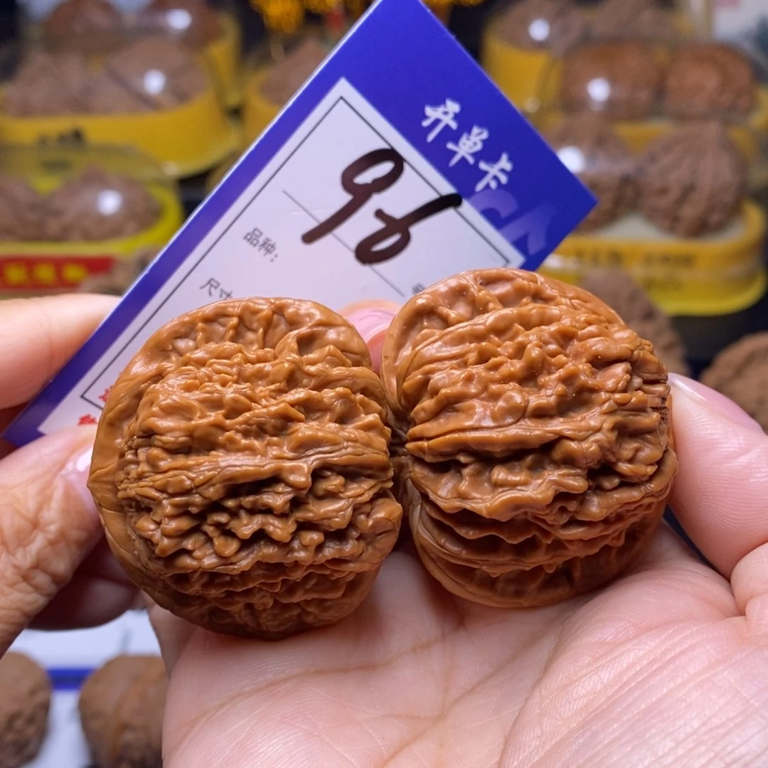 文玩核桃把件折*96号楼44尺