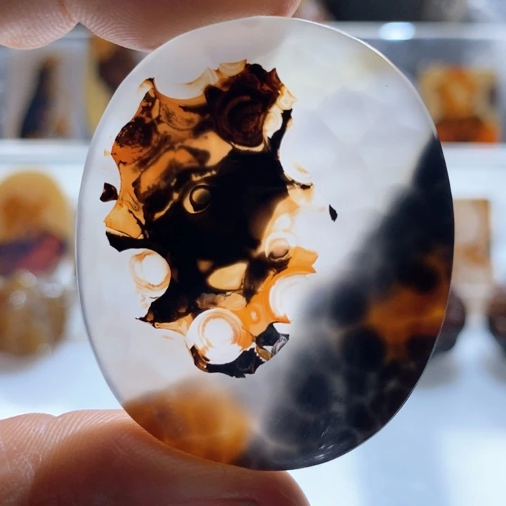 玛瑙/玉髓颈饰未镶嵌