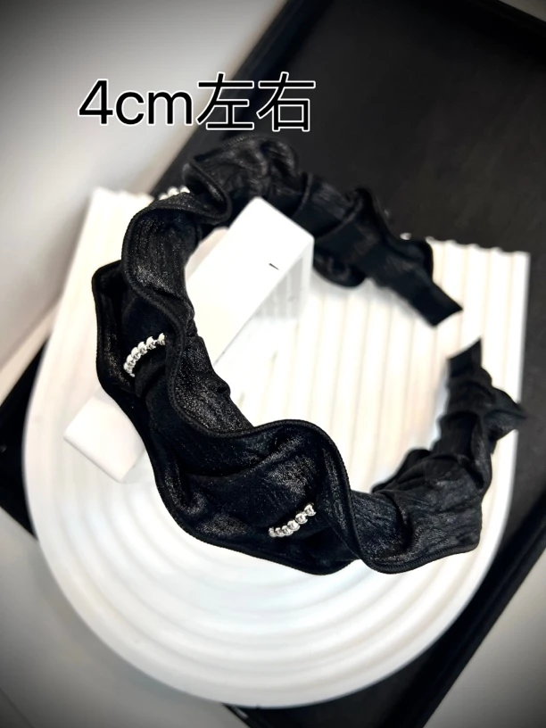 杨大姐推荐《柔雅黑》韩国秋冬新款褶皱不规则蓬松高炉顶头箍发饰