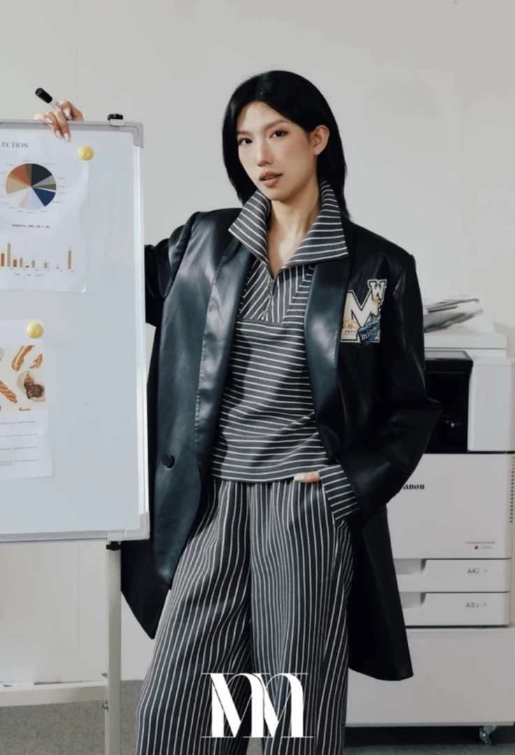 mithworld/复古廓形皮革西装