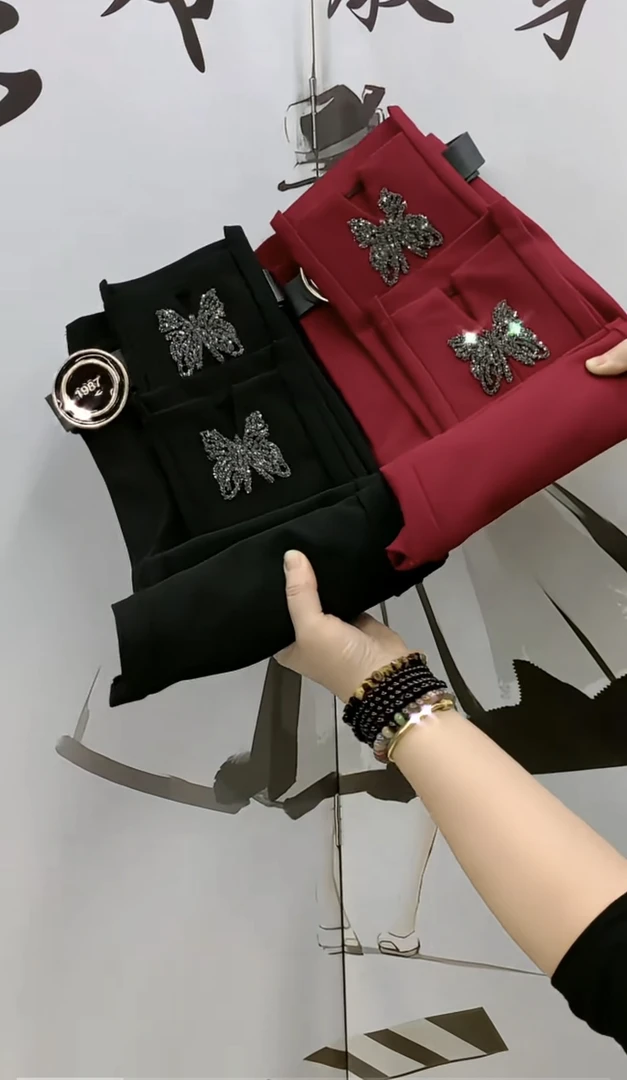 春季新款南韩四面弹力修身小脚裤下脚口开叉重工钻蝴蝶