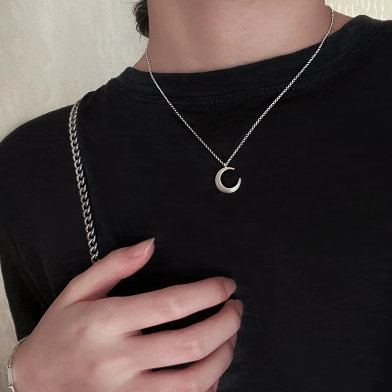 坠链均925银 实心月亮项链 精致百搭磨砂质感锁骨链短款配饰颈链