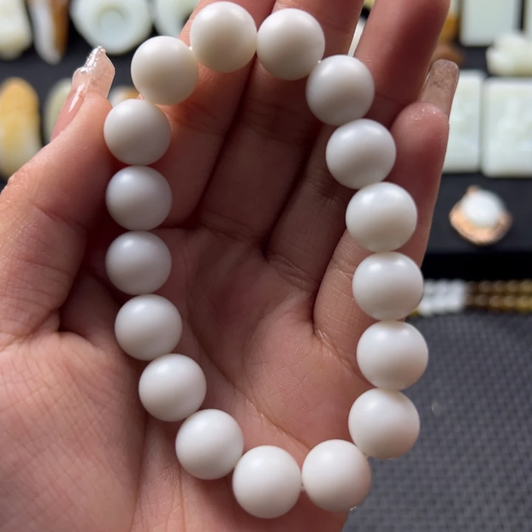 【闪购商品】和田玉（糖玉）颈饰未镶嵌