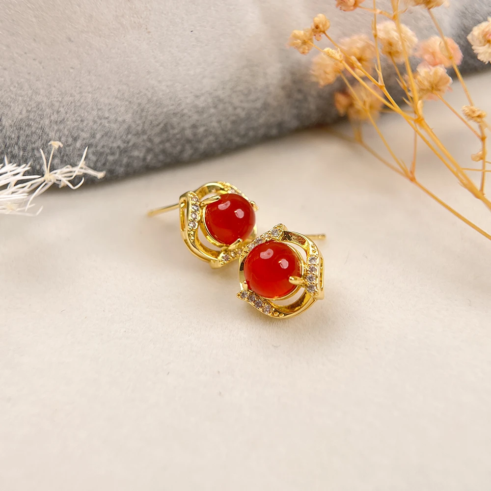 保山鸽血高端纯银镶嵌耳钉