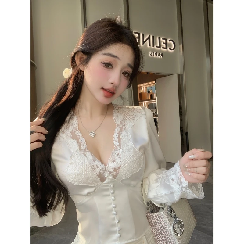 钩花深V领蕾丝衫长袖设计感小众性感修身显瘦纯欲白色衬衫上衣