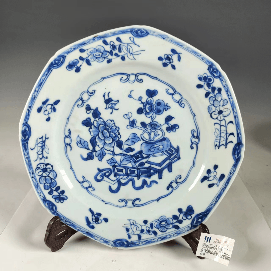 青花花卉八方窝角盘SCS000240