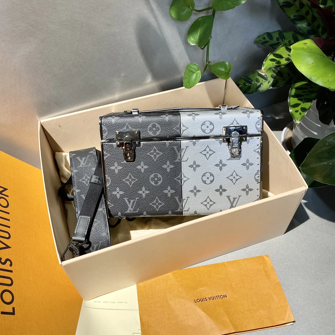 99新 LouisVuitton/路易威登 LV 秀款限量黑银拼色 盒子 硬箱
