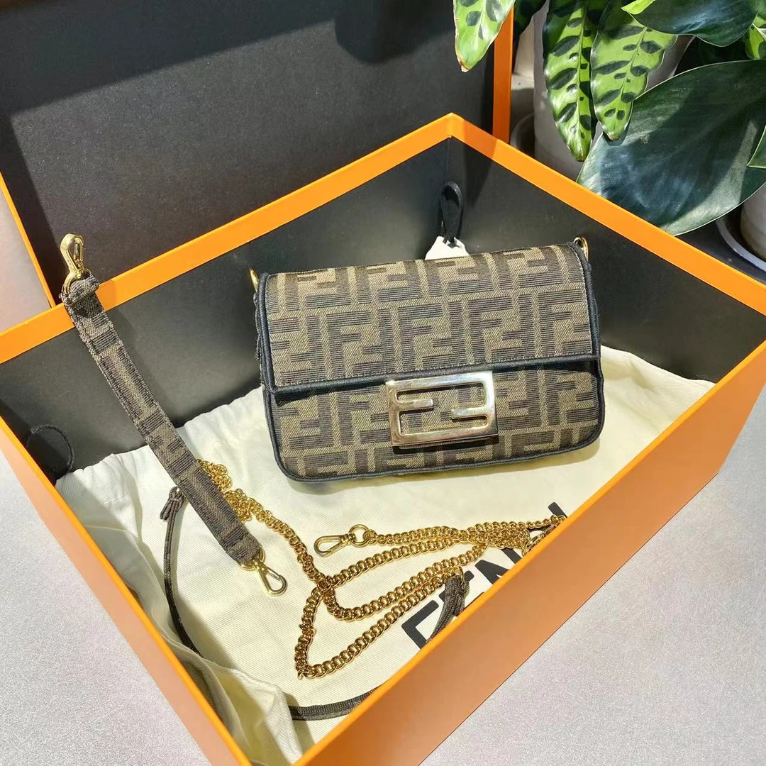 95新 FENDI/芬迪 芬迪  mini法棍 手提单肩斜跨包-1