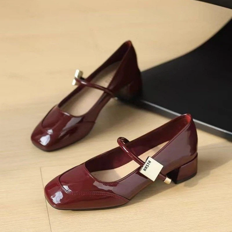2024春季新款时尚单鞋低跟设计方头浅口尽显法式复古玛丽珍鞋优雅