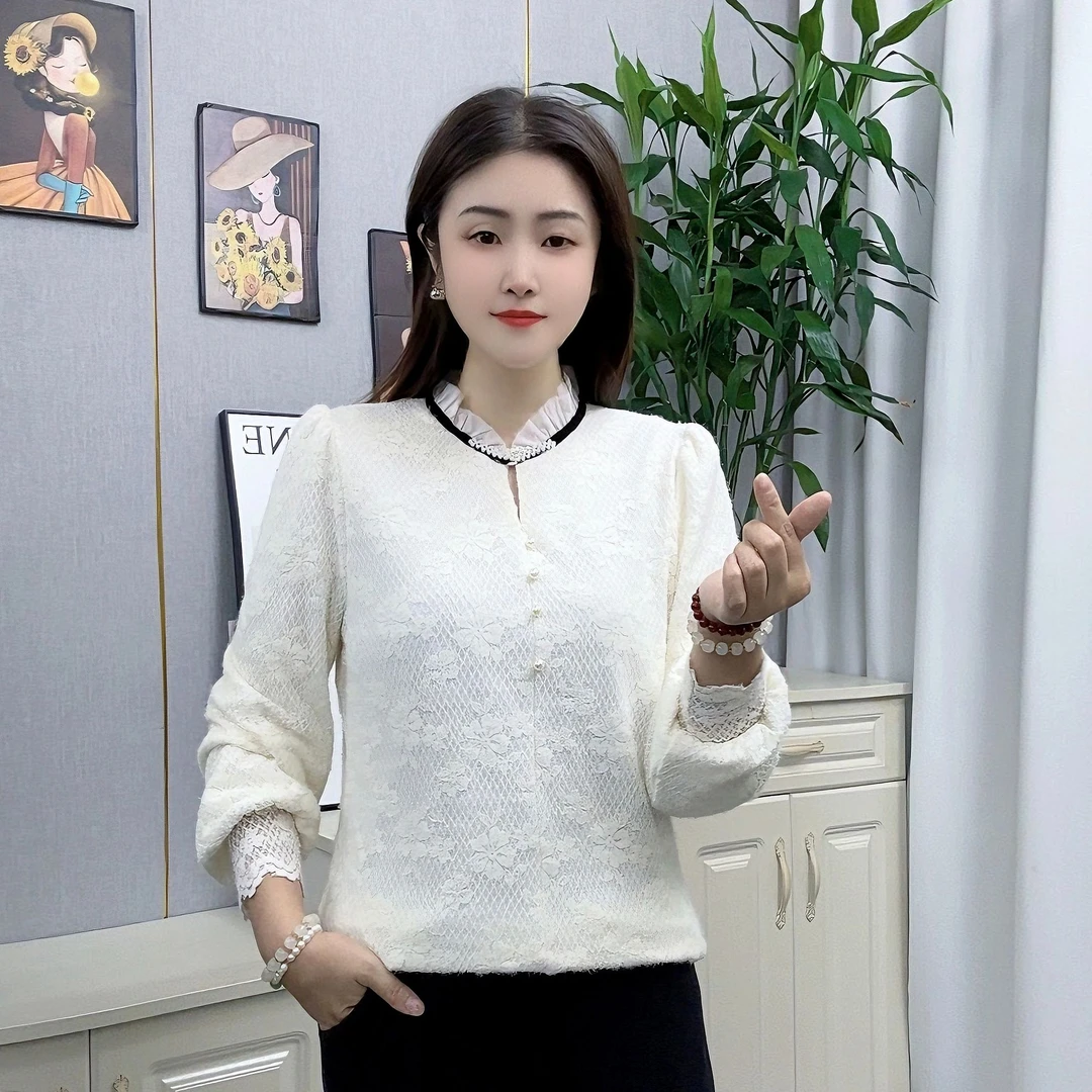秋冬新款长袖加绒蕾丝小衫时尚百搭木耳领珠饰洋气显瘦打底衫上衣