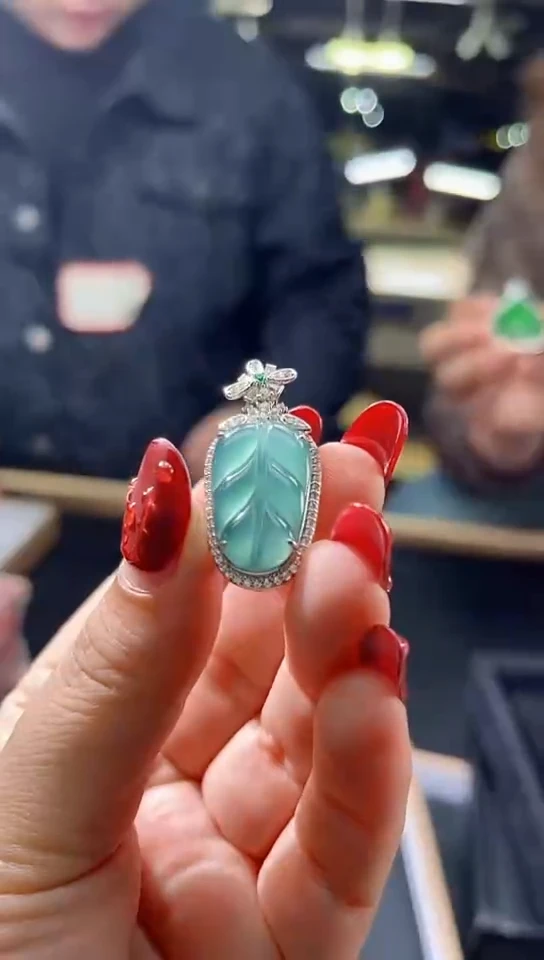 【闪购商品】定制翡翠未镶嵌天然翡翠A货（拍一发一多样性发货）