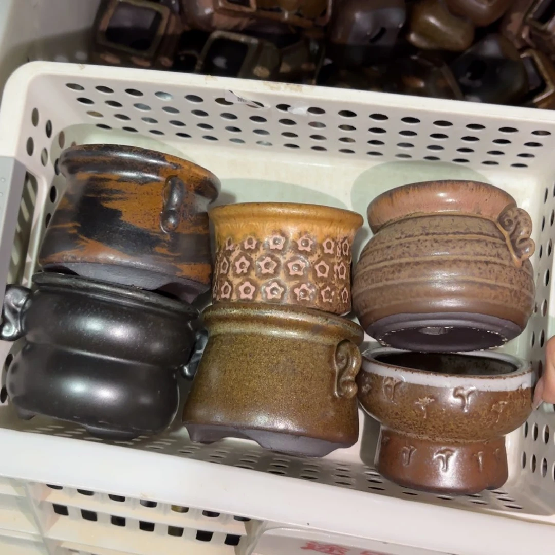 红陶微瑕。口径较小 非完美工艺品