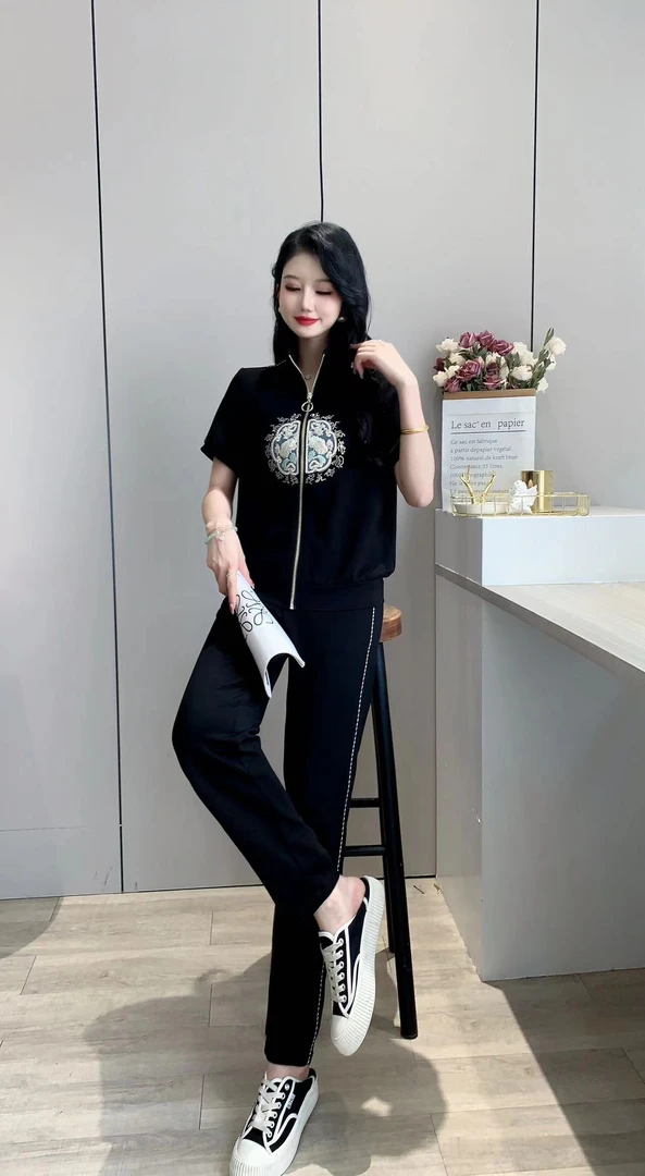 广谷2024夏季新款中国风大码时尚洋气休闲短袖套装女2100