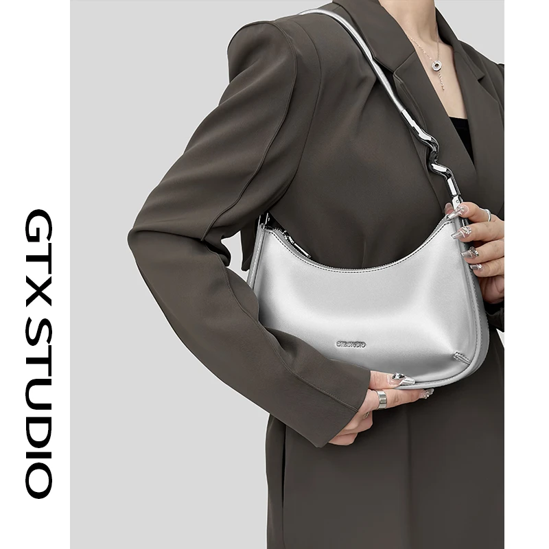 【谷田西】原创小众银色腋下包女牛皮时尚潮流2025夏季单肩法棍包