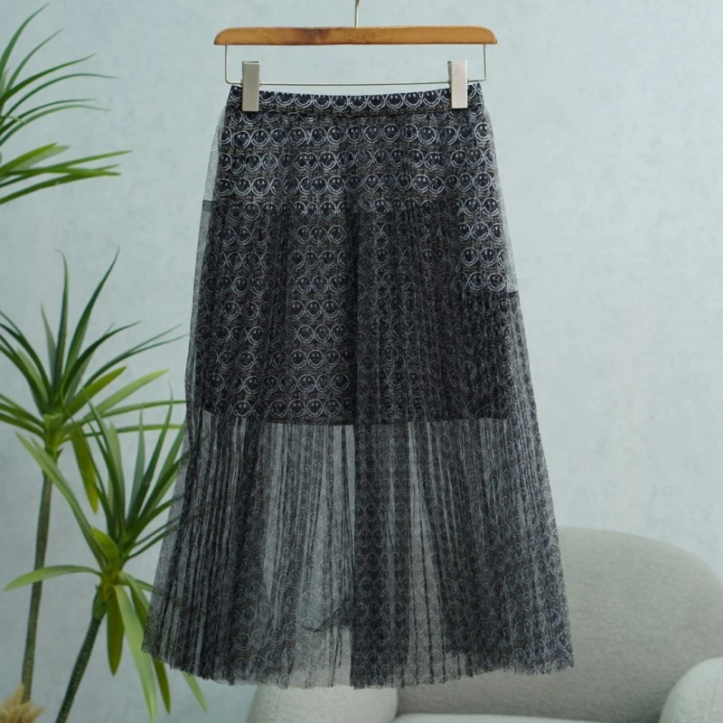 LI丽系列  S153   女装时尚撤柜休闲半身长裙黑色61025101