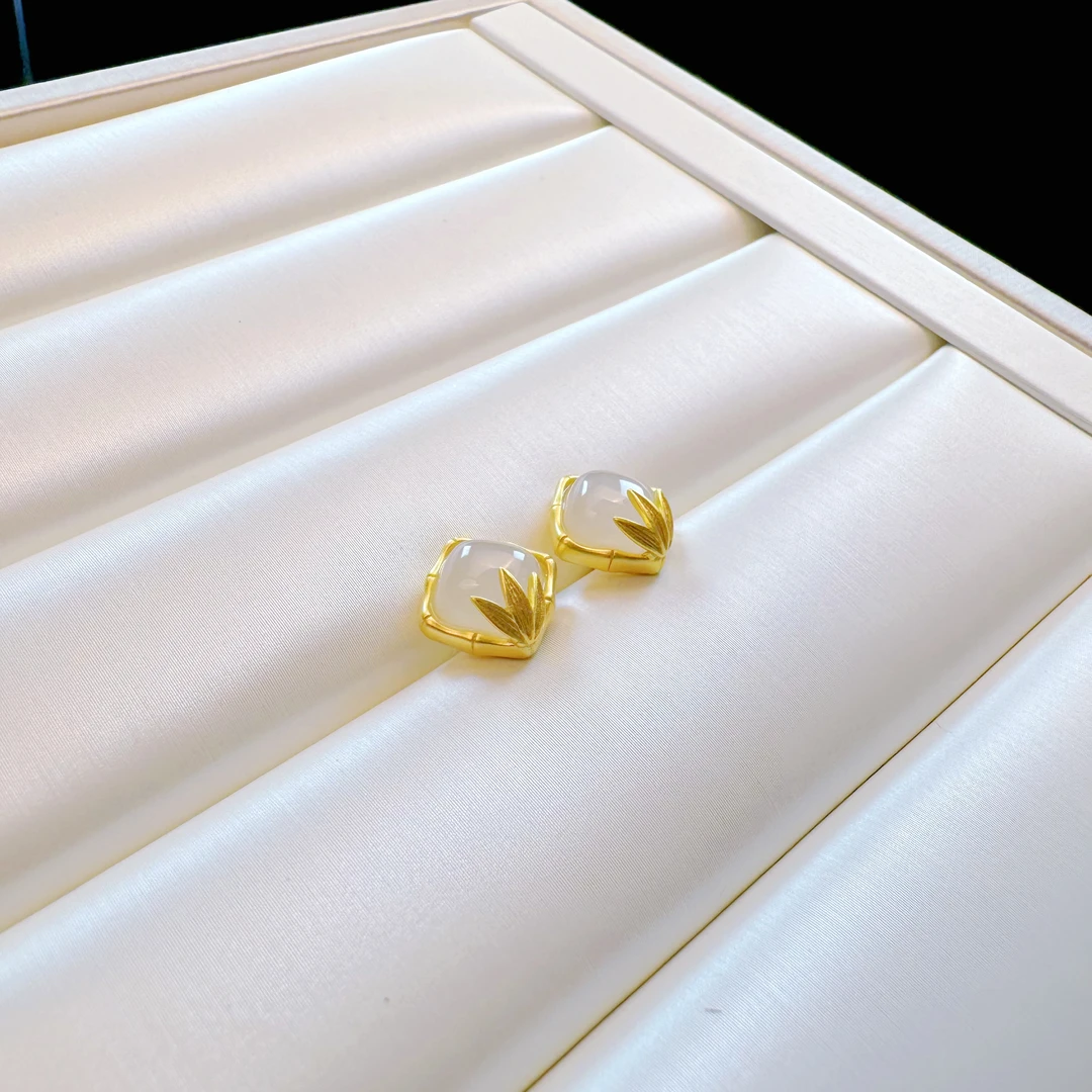 【禾氏碧玉】和田玉S925银镶竹节竹叶方形耳钉（和田玉耳钉）