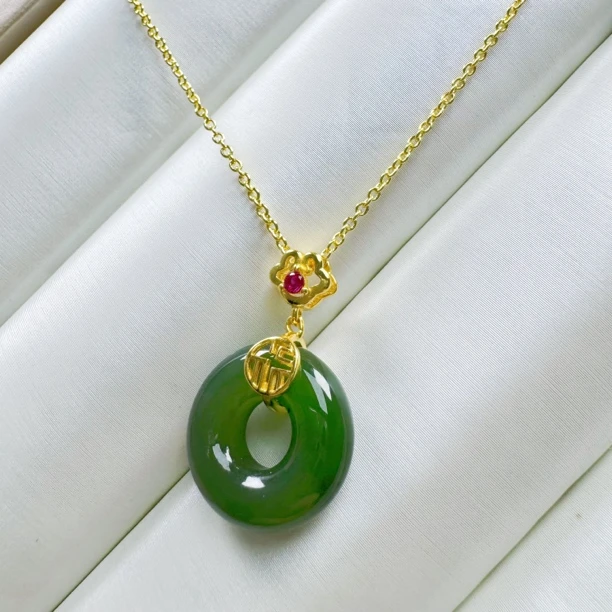 【禾氏碧玉】和田碧玉公主扣吊坠（和田玉吊坠，赠链子）多样性发其一