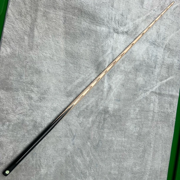 段氏绿牌全黑01 长度145 重量499.2克 握手29.21 杆头10.2 重心40