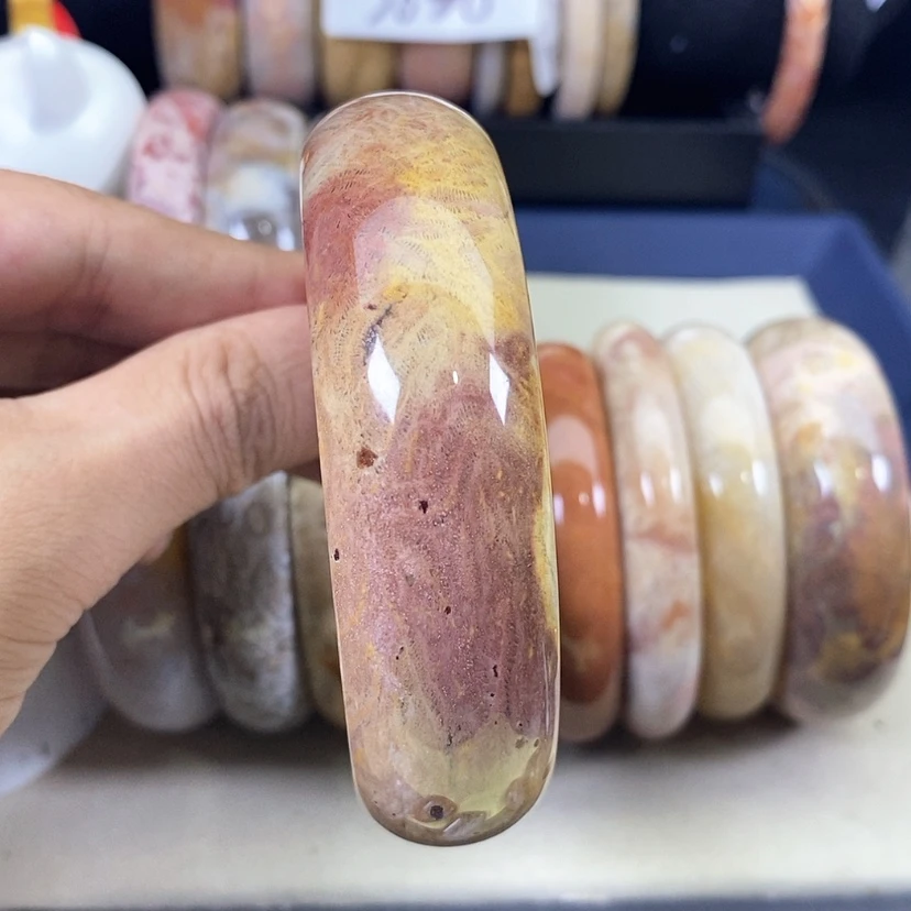 【闪购商品】硅化珊瑚（珊瑚玉）手镯未镶嵌16