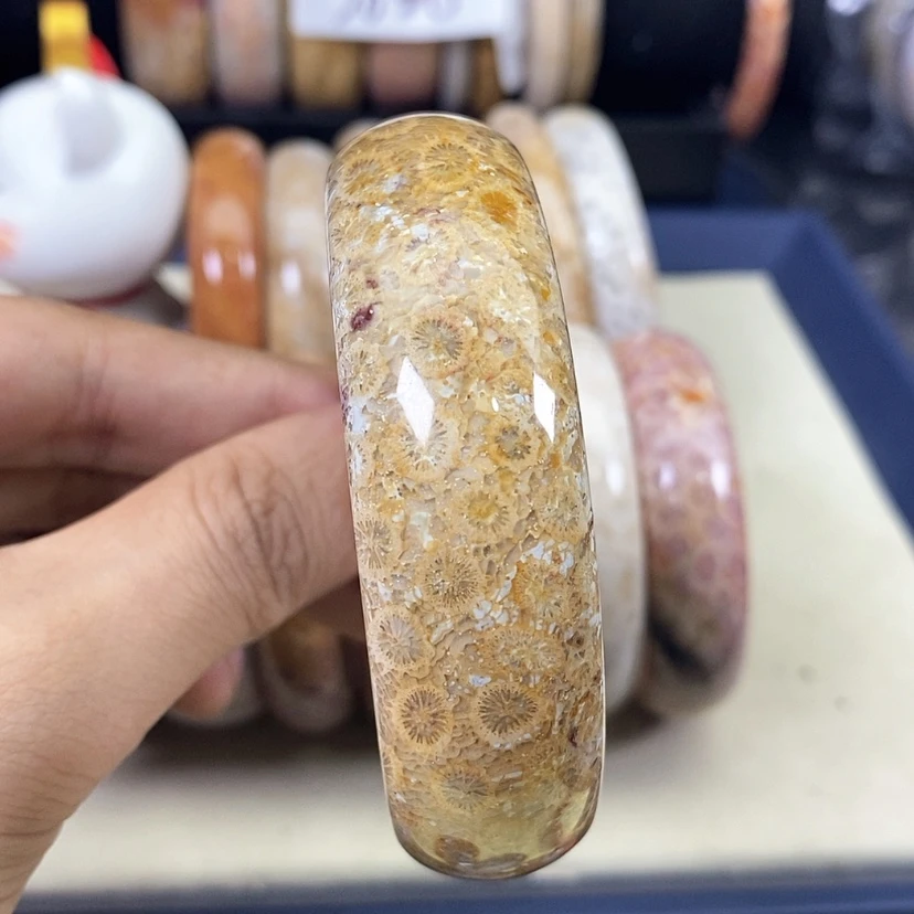 【闪购商品】硅化珊瑚(珊瑚玉)手镯未镶嵌云*92
