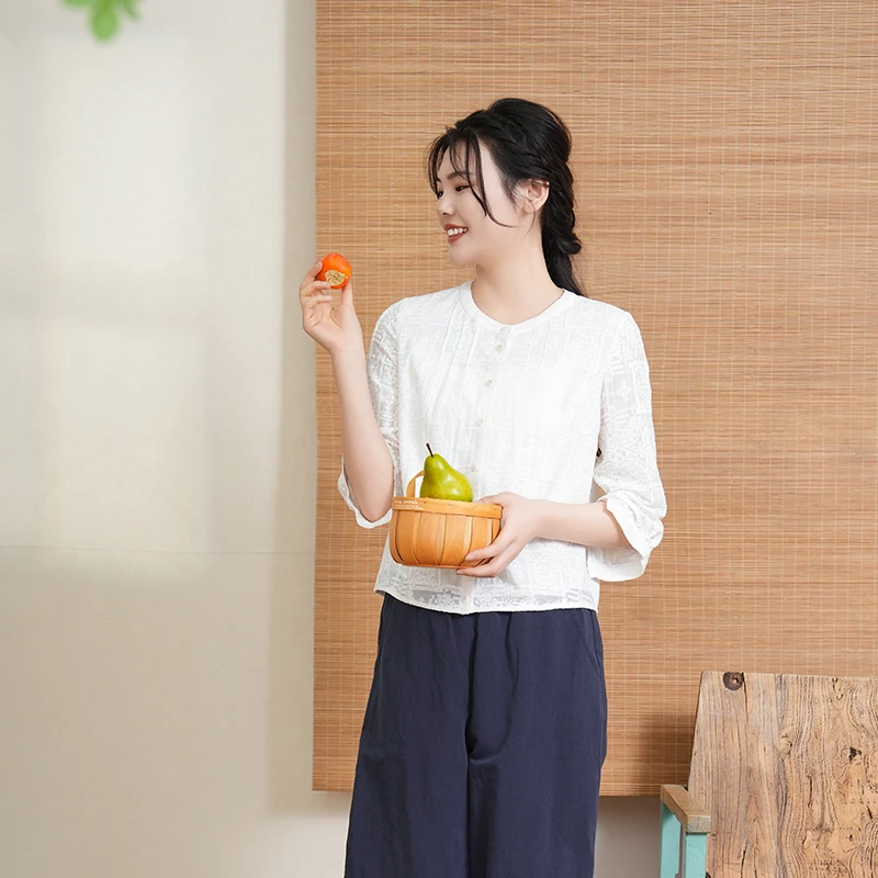 布符2025夏季白色刺绣灯笼袖上衣女国风复古宽松显瘦垂感MXBX19