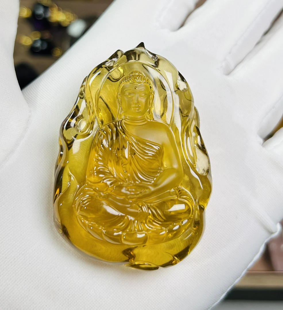 天然黄水晶大日如来吊坠