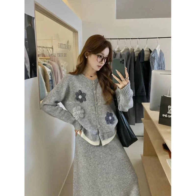 时尚慵懒风立体花朵毛衣2024秋冬松紧腰显瘦A字裙半身裙针织套装