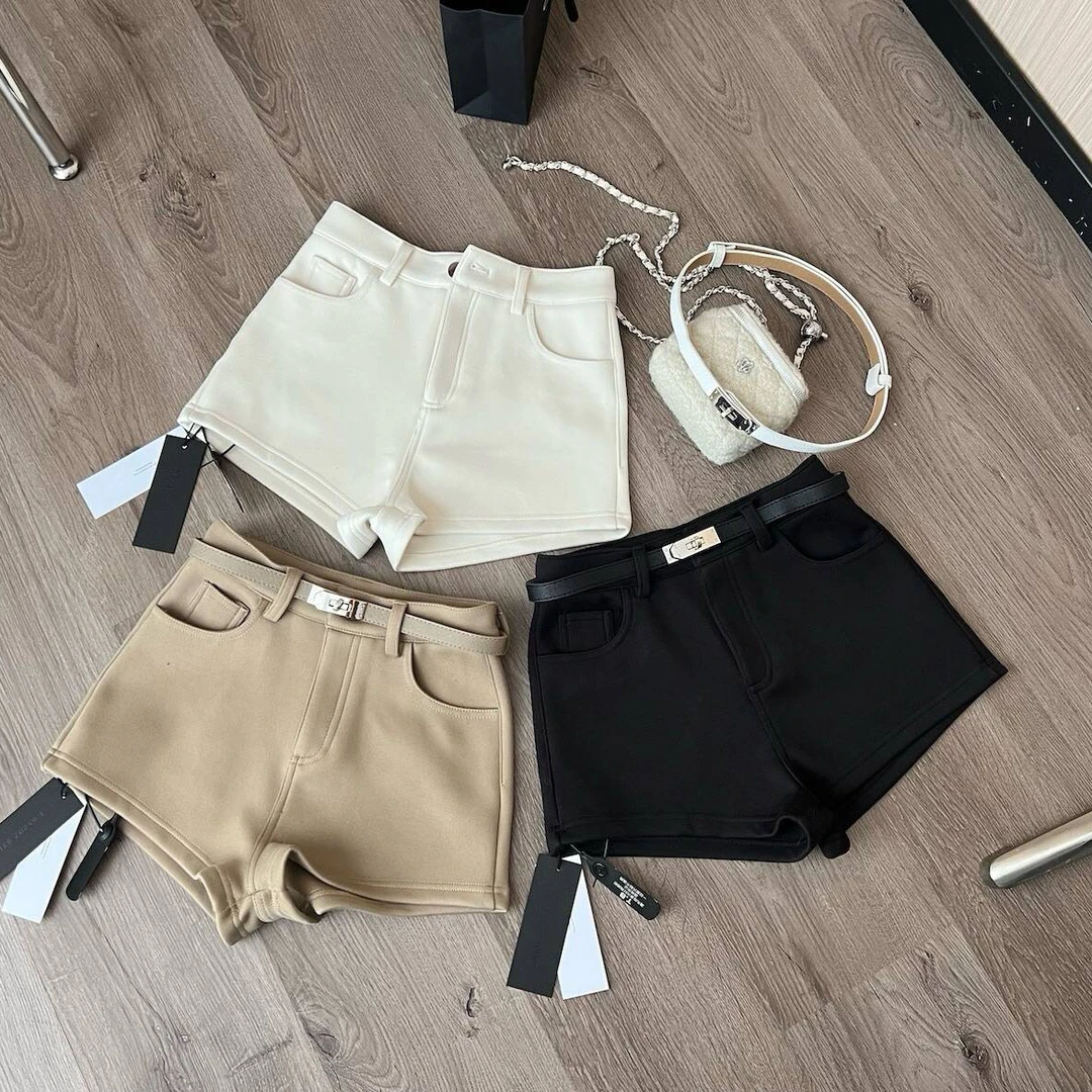 现现 附腰带！加绒【纯色休闲阔腿短裤】高腰显瘦修身辣妹a字裤