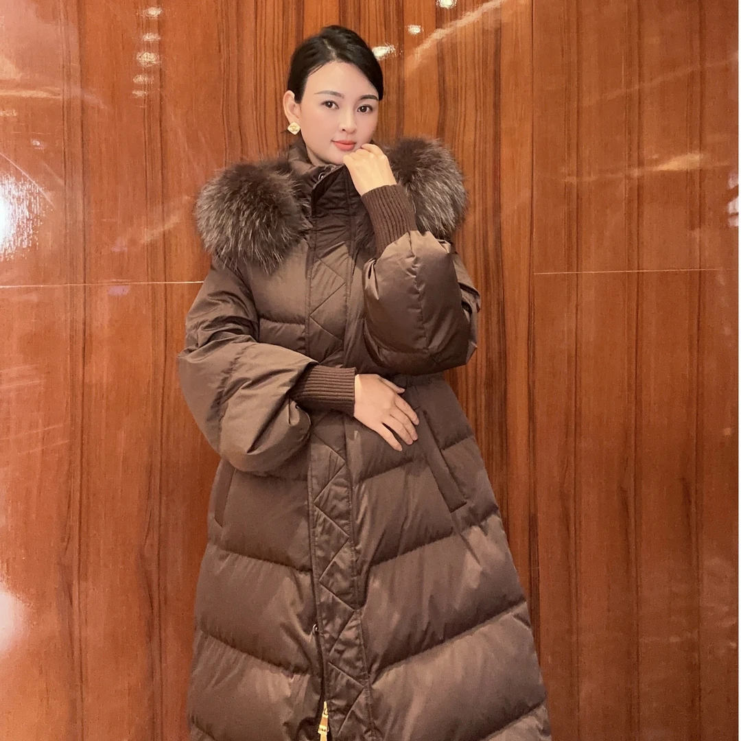 【吴沛儿粉丝专享】轻奢连帽简约时尚鹅绒服外套-5110690