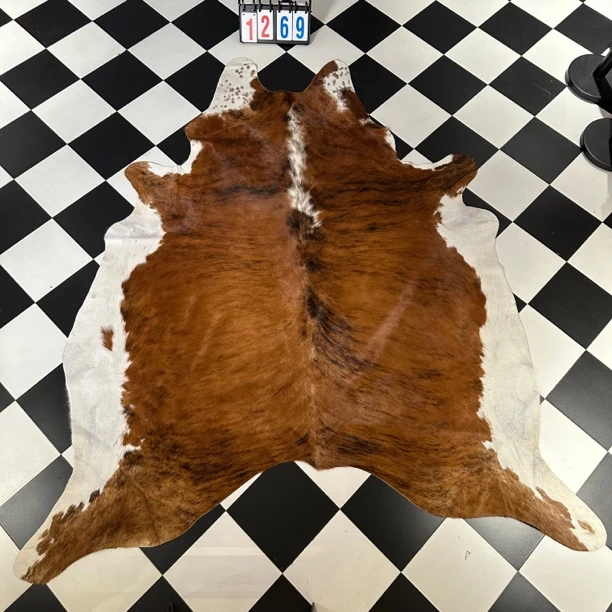 【本尼家】Q1269 250*215巴西进口整张牛皮地毯轻奢