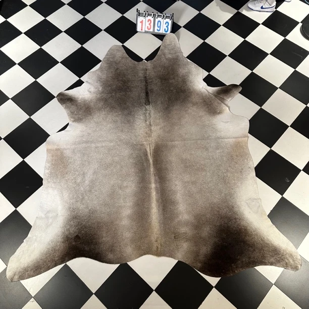 【本尼家】Q1393 250*215巴西进口整张牛皮地毯轻奢