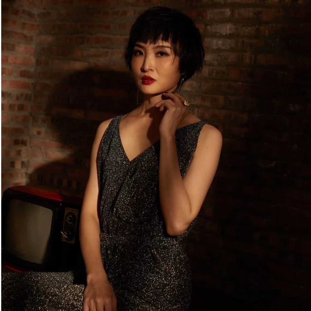 AI.BAGBURRY2024年新款轻奢时尚百搭牛皮女士包包