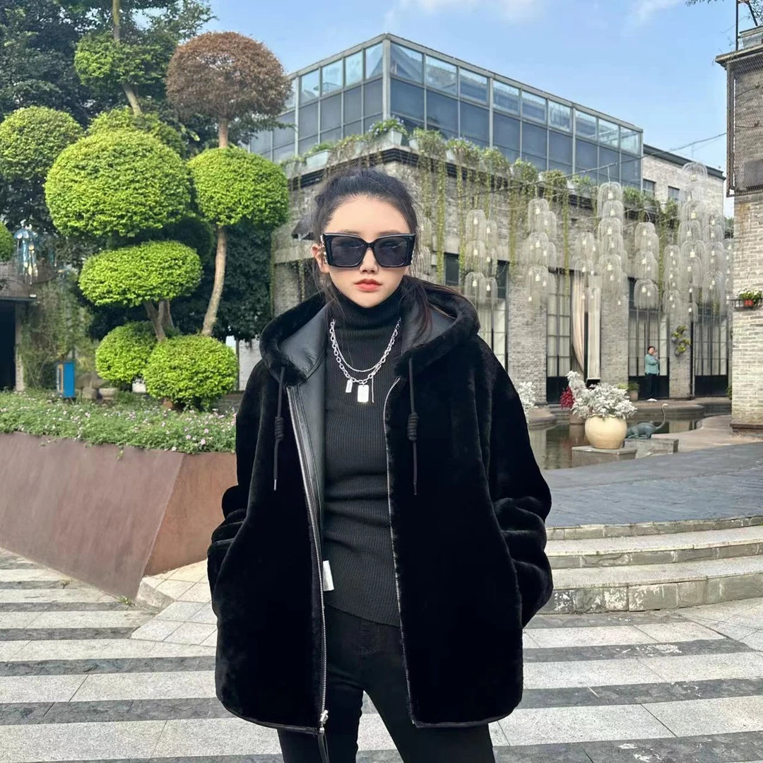 HERDERS 黑色时尚皮毛一体外套  32155