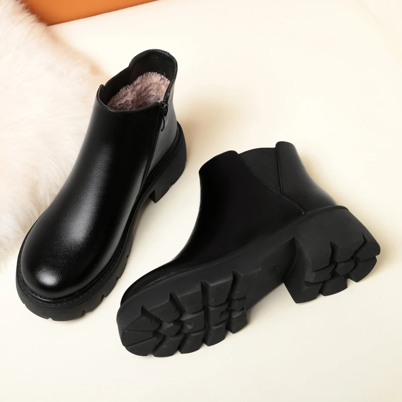 短靴女冬季新款加绒保暖防滑棉皮鞋厚底试试百搭英伦风马丁靴
