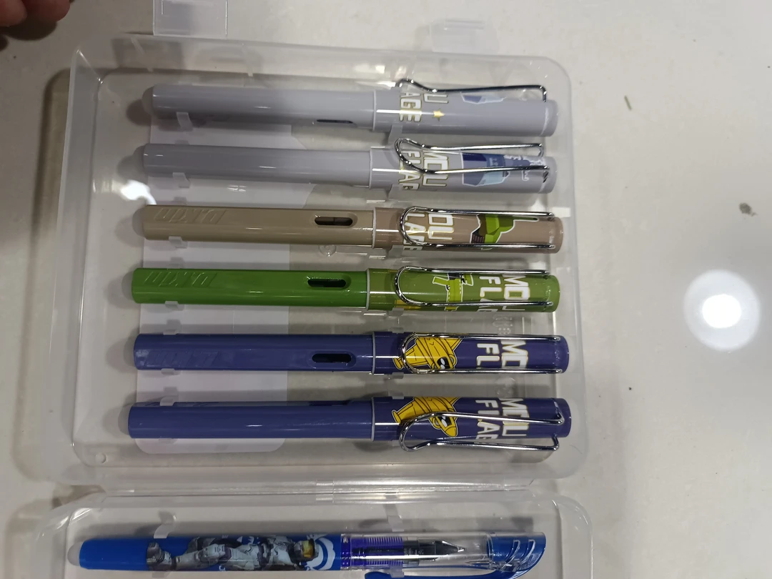新疆包邮热可擦钢笔