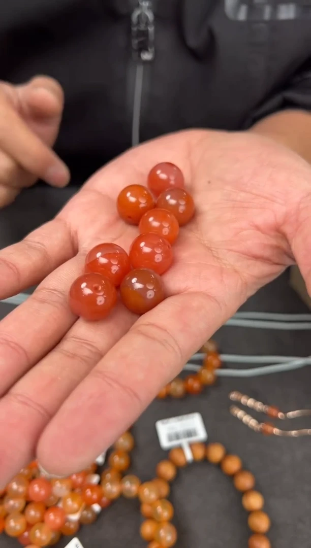 【闪购商品】南红玛瑙珠未镶嵌原矿无优化14mm珠多样性发一颗